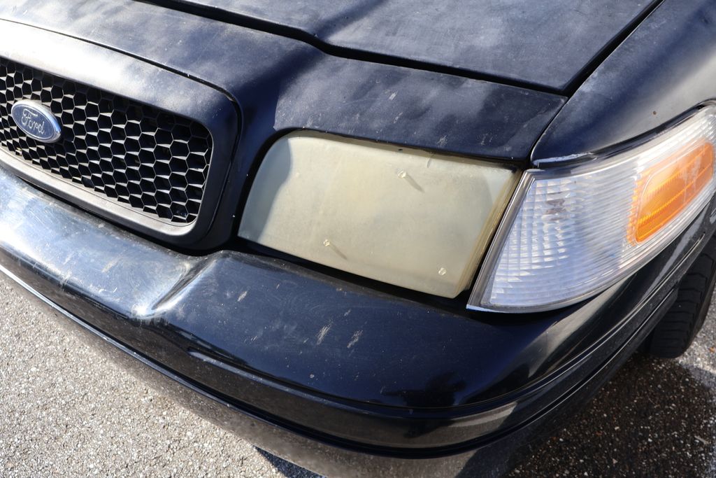 Thumbnail: 2008 Ford Crown Victoria - 3