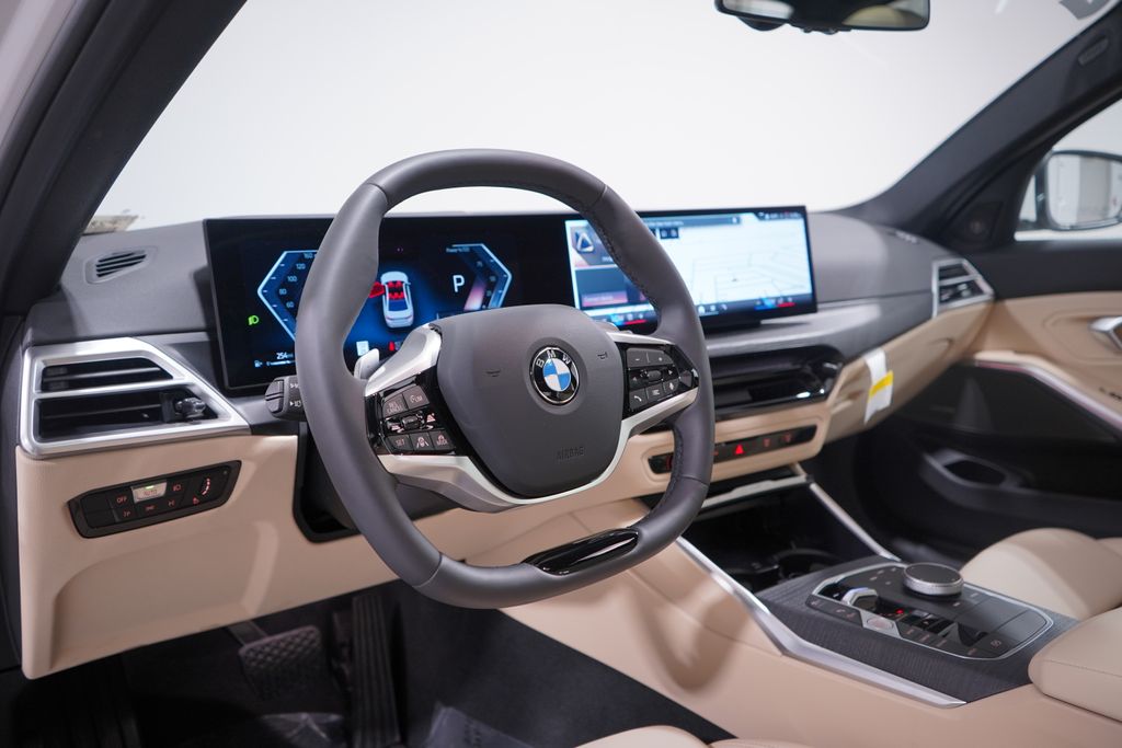 Thumbnail: 2025 BMW 3 Series - 6