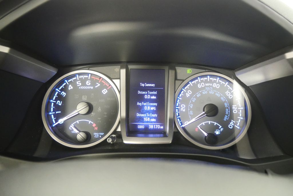 Thumbnail: 2021 Toyota Tacoma - 25