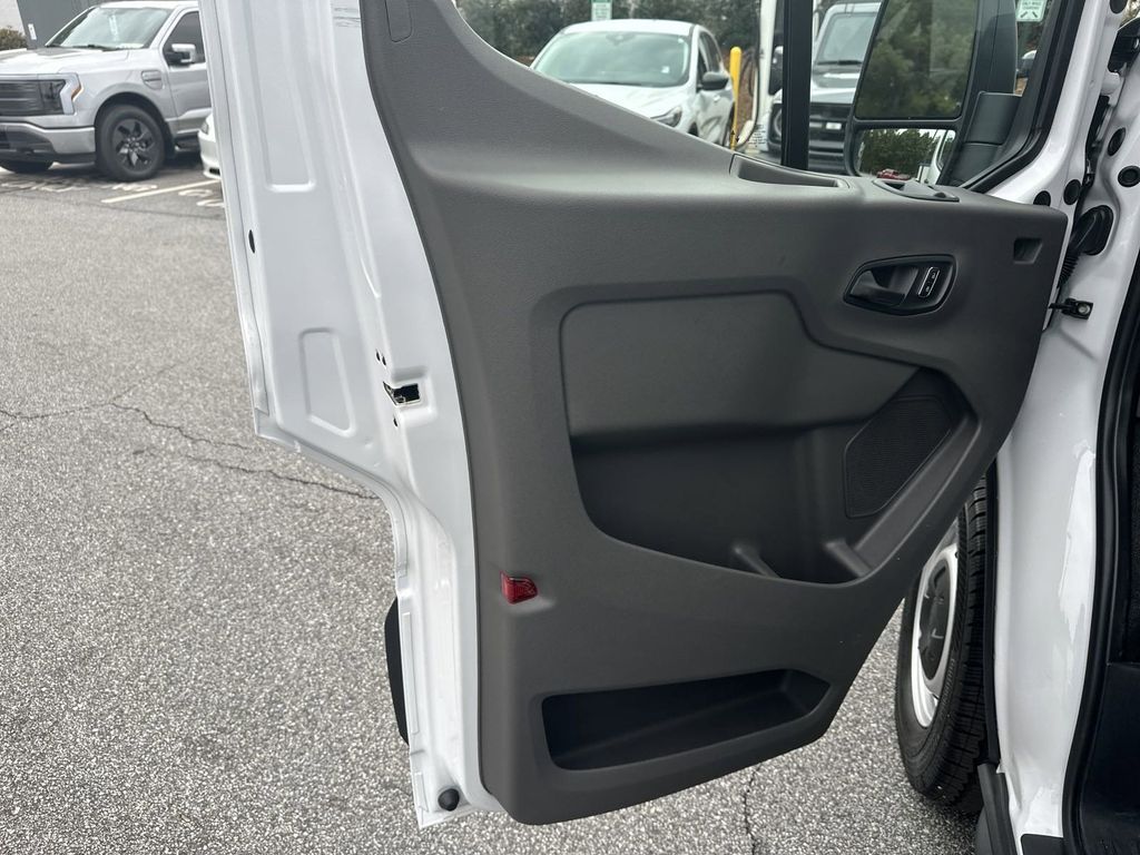 2024 Ford Transit-250 Base 10