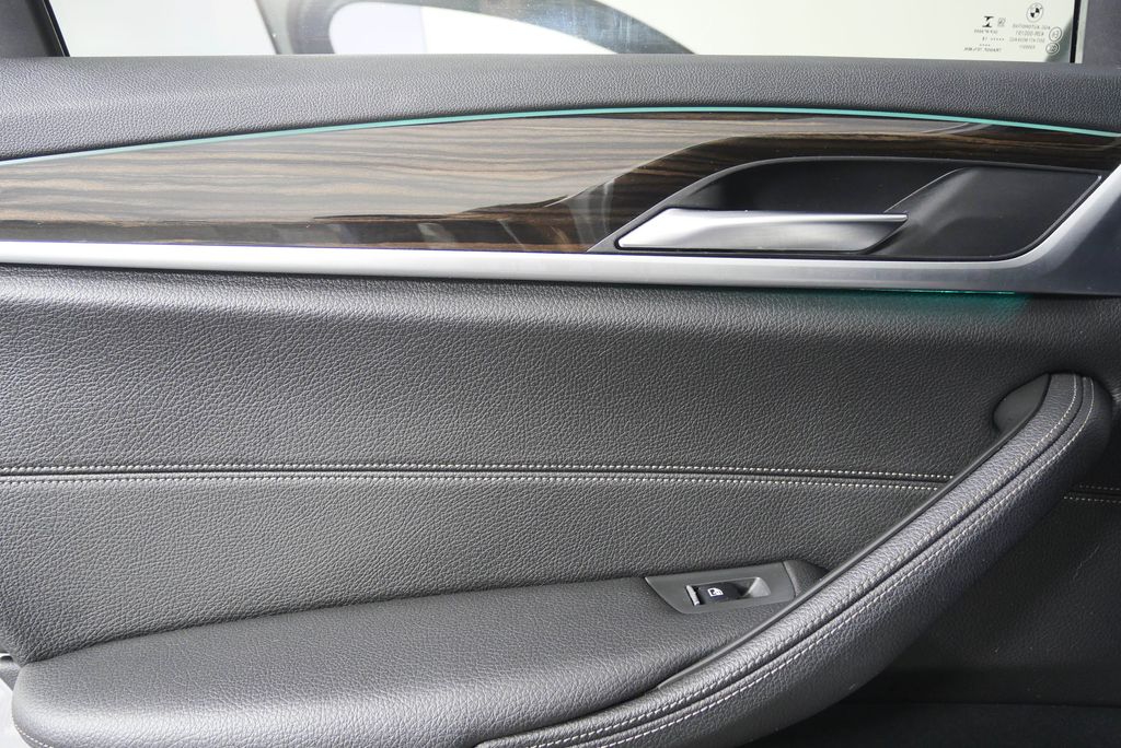 Thumbnail: 2019 BMW 5 Series - 13