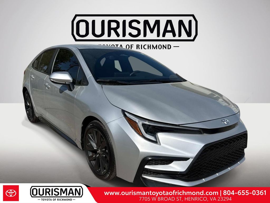 Classic Silver Metallic 2025 Toyota Corolla SE FWD Sedan Front-Wheel Drive Continuously Variable Transmission