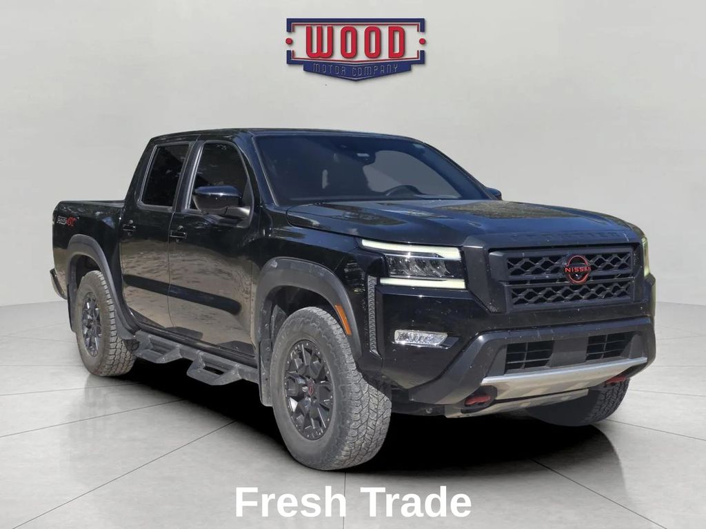 Super Black 2022 Nissan Frontier Pickup Truck Four-Wheel Drive 9-Speed Automatic