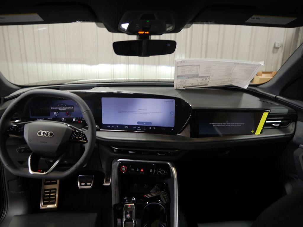Thumbnail: 2026 Audi SQ5 - 22