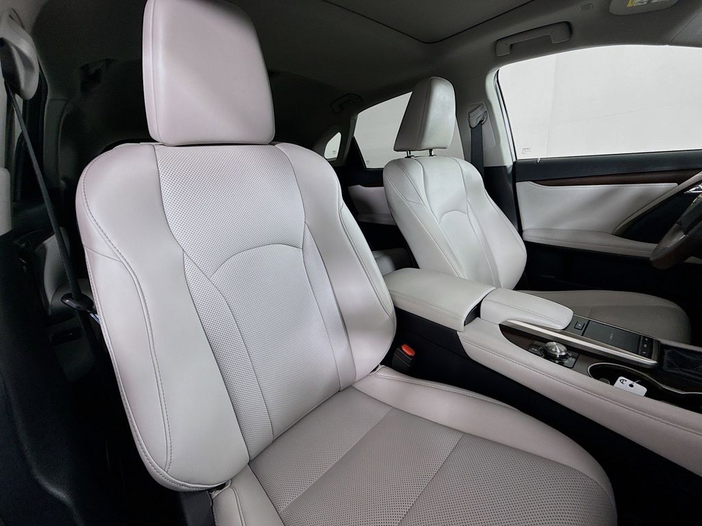 Thumbnail: 2021 Lexus RX - 29