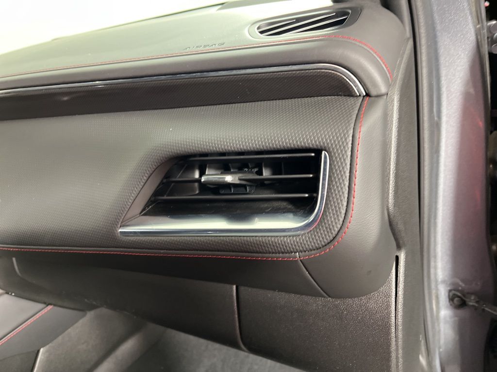 Thumbnail: 2022 Chevrolet Suburban - 22