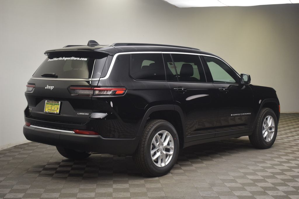 new 2026 Jeep Grand Cherokee L car, priced at $39,972