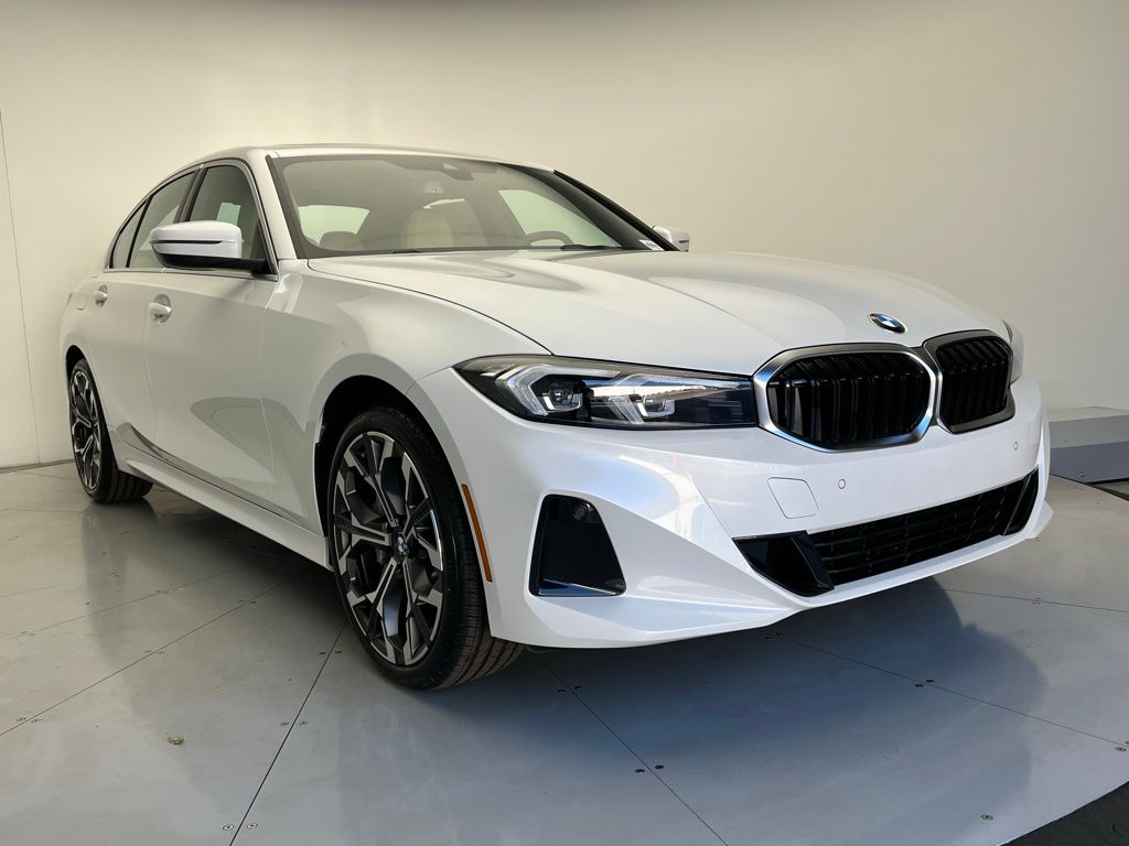 Thumbnail: 2026 BMW 3 Series - 2
