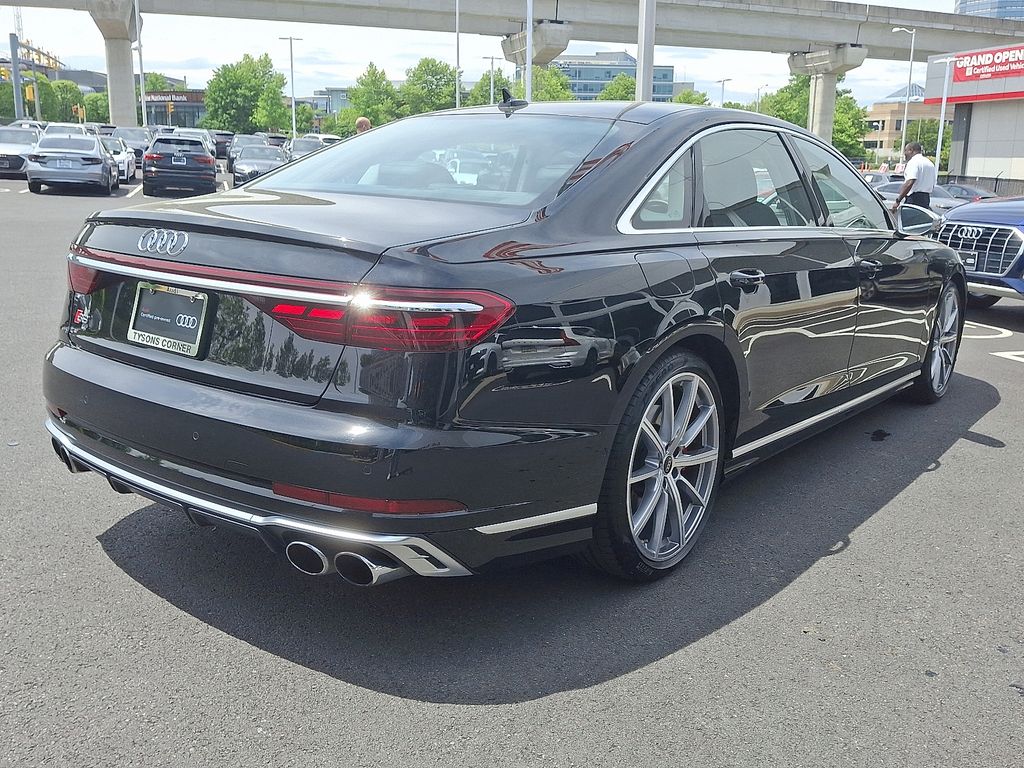 2022 Audi S8 4.0T 4