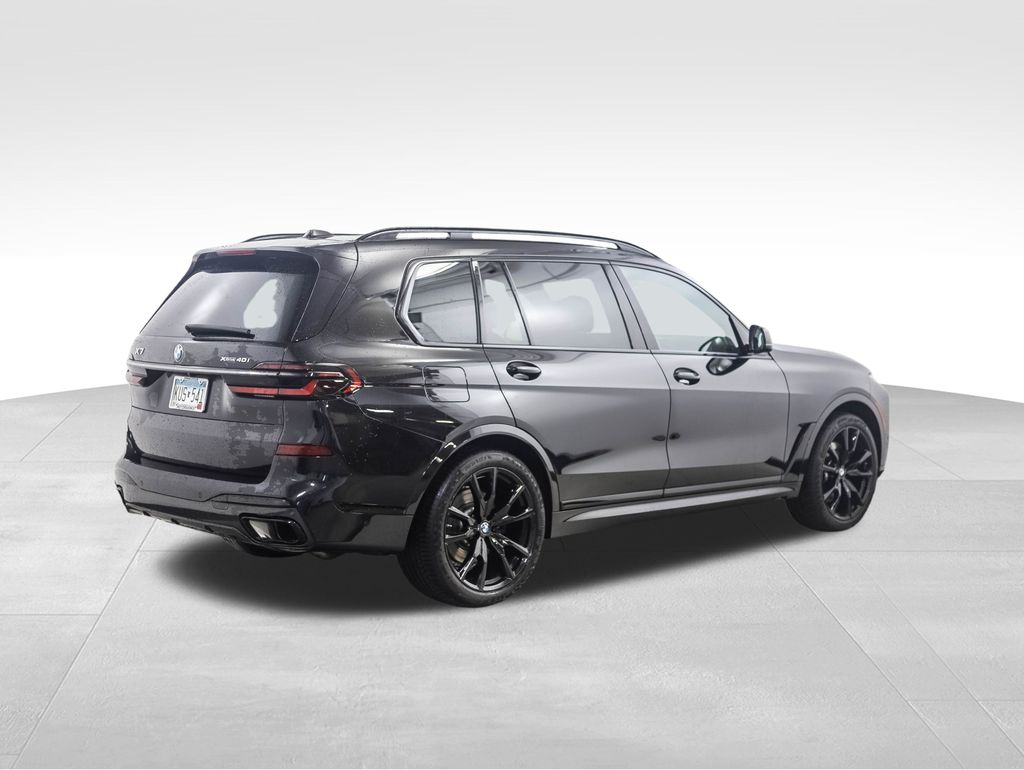 Thumbnail: 2024 BMW X7 - 5