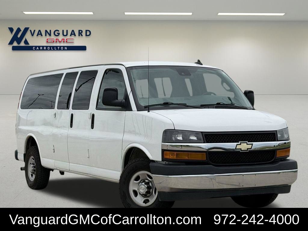 Summit White 2020 Chevrolet Express Van Rear-Wheel Drive 6-Speed Automatic Overdrive