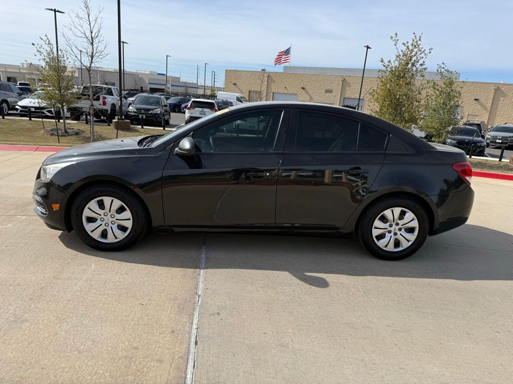 Thumbnail: 2016 Chevrolet Cruze - 8