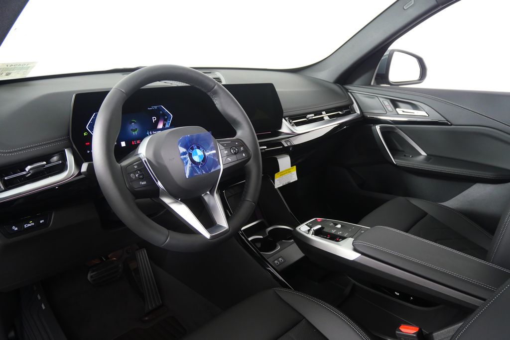 Thumbnail: 2025 BMW X1 - 12