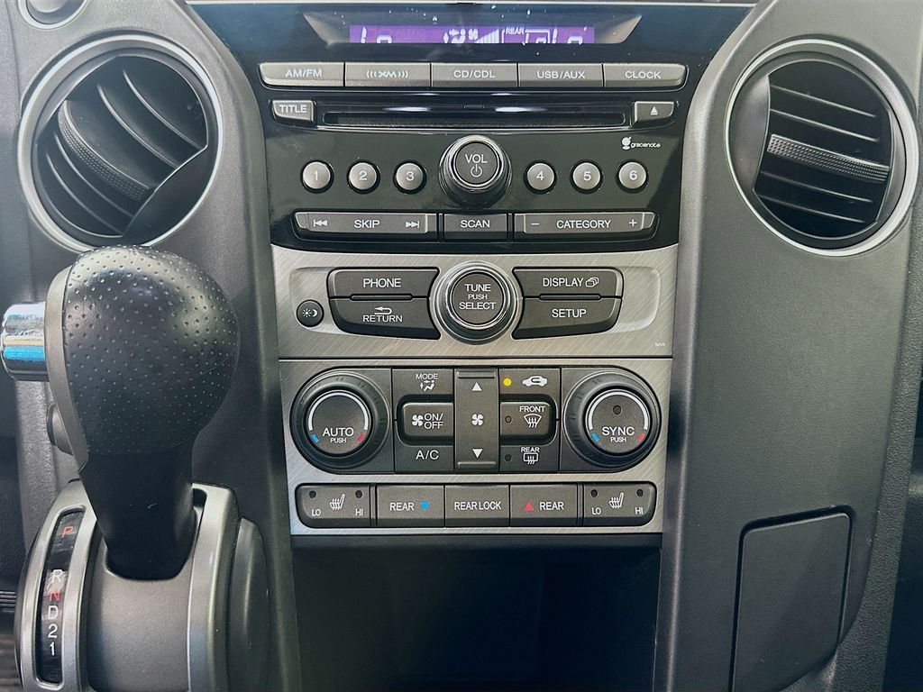 Thumbnail: 2012 Honda Pilot - 15