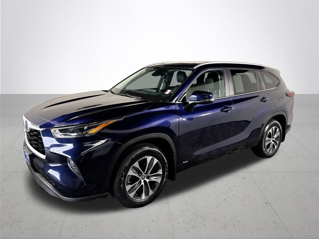 2024 Toyota Highlander Hybrid XLE