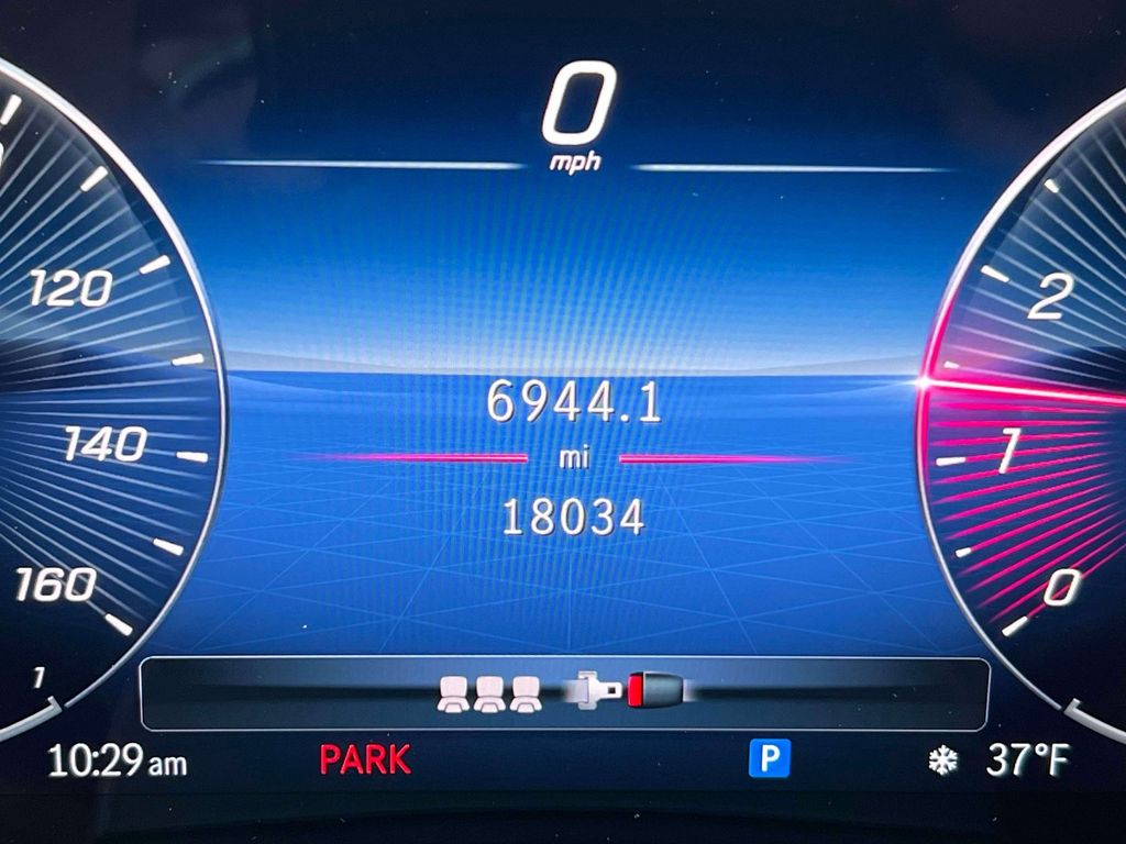 used 2024 Mercedes-Benz GLE car, priced at $50,995