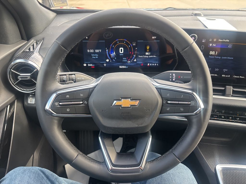 Used 2026 Chevrolet Equinox SUV