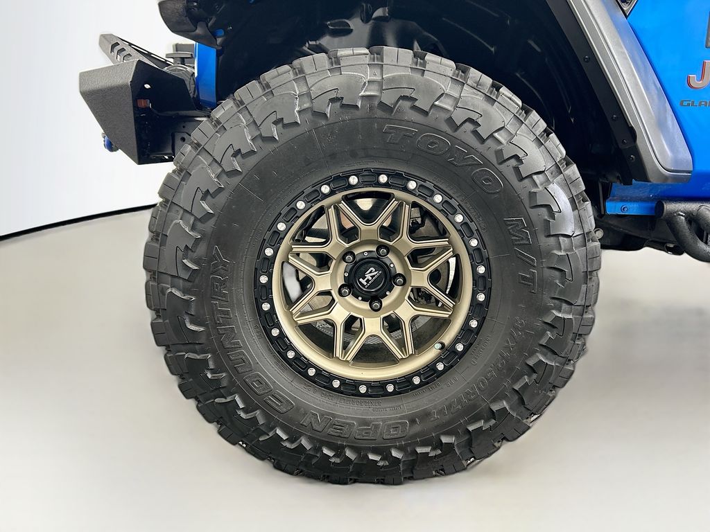 Thumbnail: 2023 Jeep Gladiator - 27