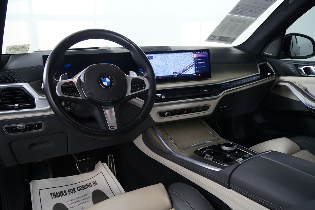 Thumbnail: 2023 BMW X7 - 21