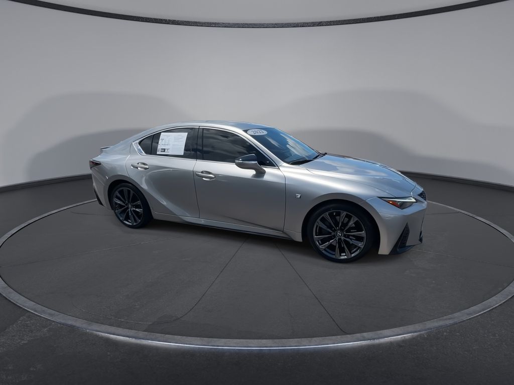 Thumbnail: 2022 Lexus IS - 2