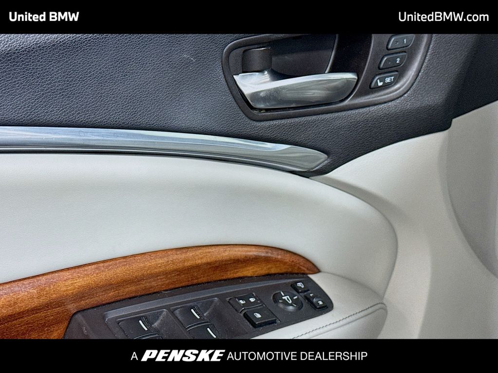 Thumbnail: 2017 Acura MDX - 3