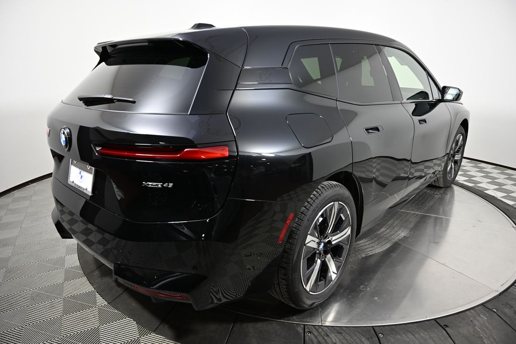 Thumbnail: 2026 BMW iX - 5