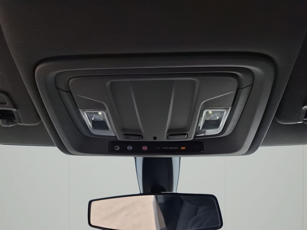 Used 2020 White Chevrolet LT image 40