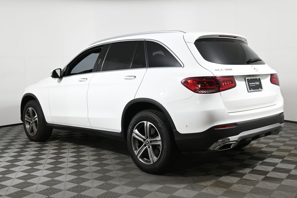 2022 Mercedes-Benz GLC 300 7