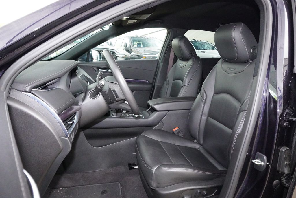 Used Car 2023 Cadillac Xt4  Luxury For Sale Under $30,000 In Weatherford, Texas