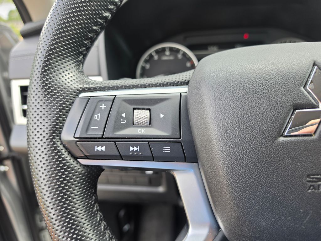 Used 2024 Mitsubishi Outlander SUV