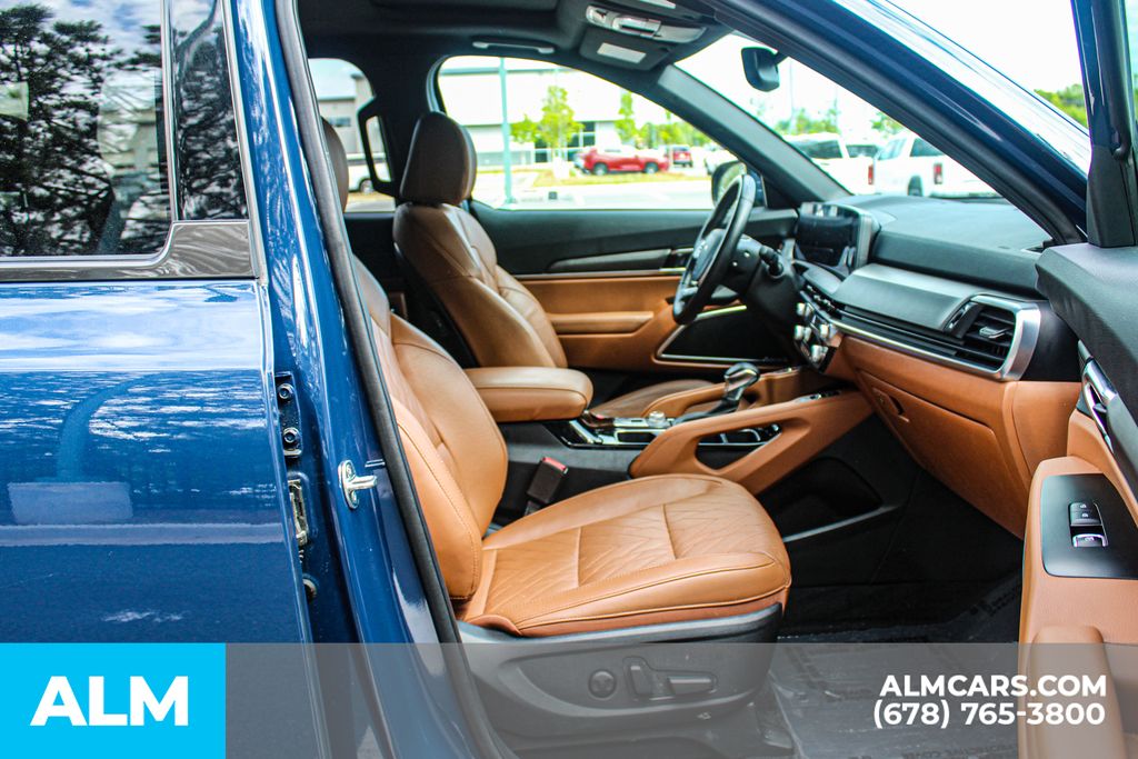 Used 2024 Black Kia SX X-Pro image 22