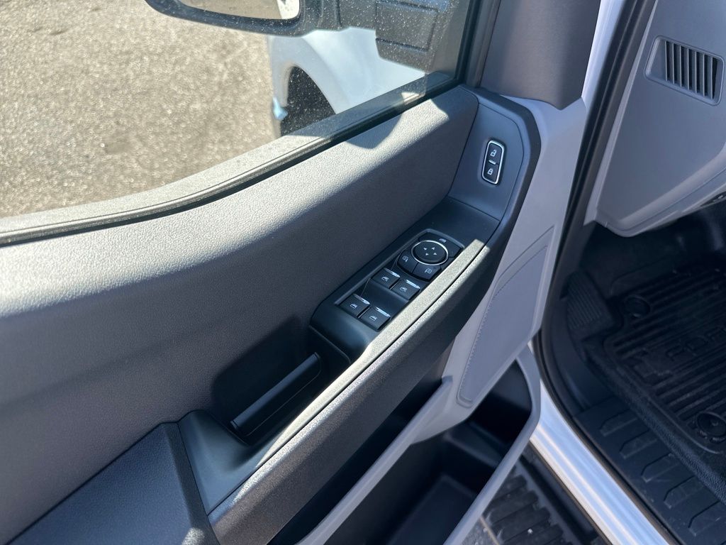 New 2026 Ford Super Duty F-250 SuperCab 8' Box XL