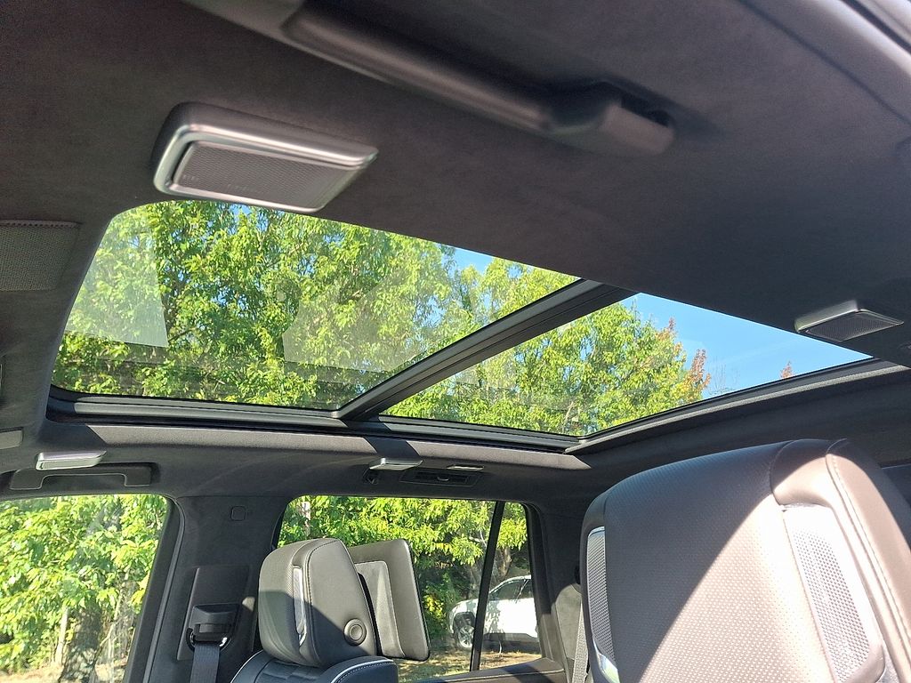 Thumbnail: 2024 Cadillac Escalade - 15