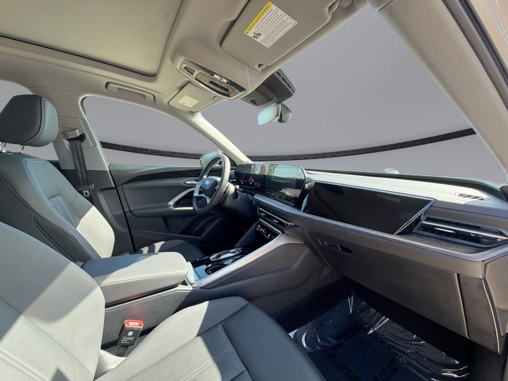Thumbnail: 2025 Audi Q5 - 15
