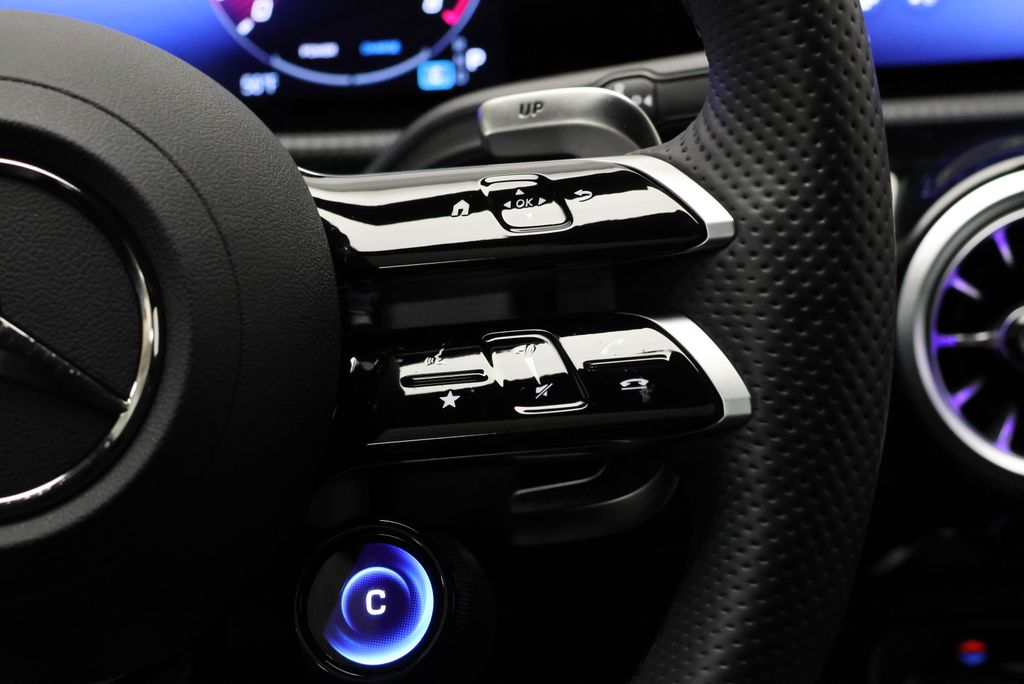 Thumbnail: 2025 Mercedes-Benz CLA - 24