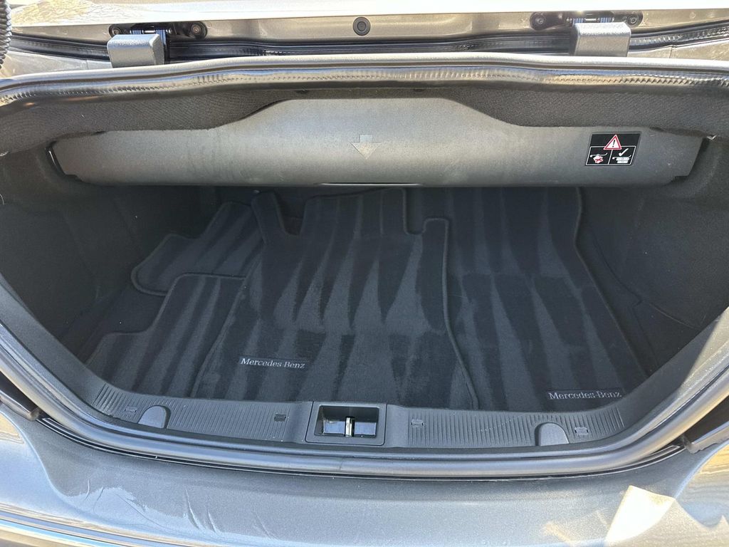 Thumbnail: 2009 Mercedes-Benz CLK - 31