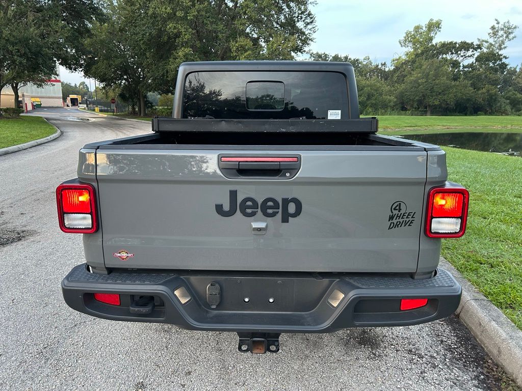 Thumbnail: 2023 Jeep Gladiator - 4