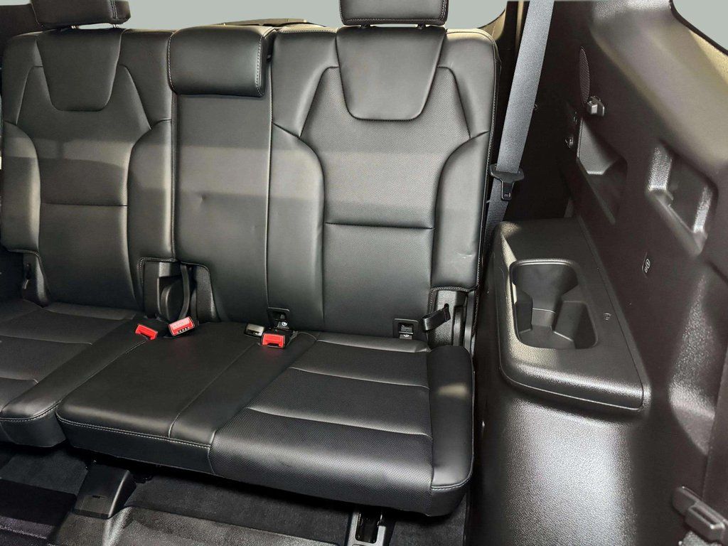 Used 2024 Glacial White Pearl Kia SX-Prestige image 27