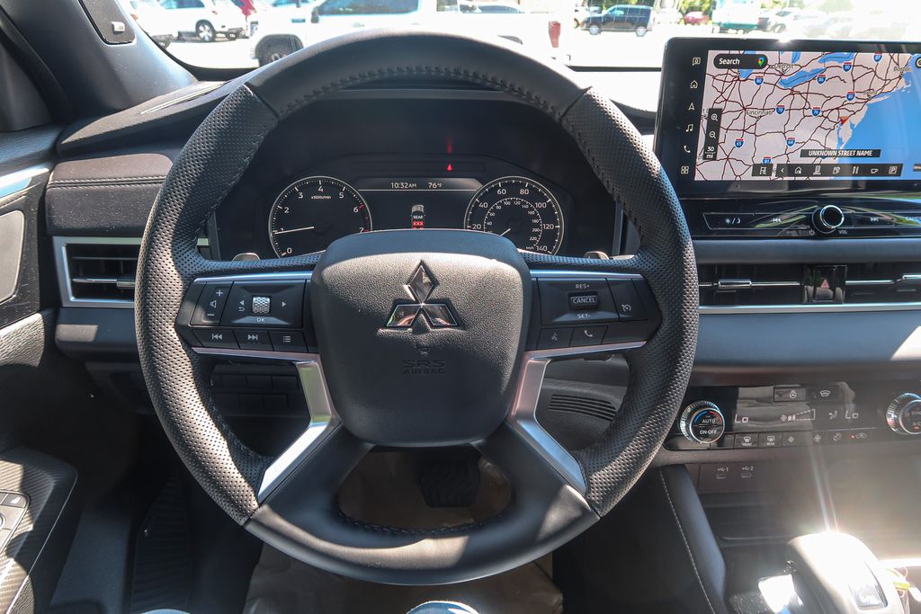 2026 Mitsubishi Outlander LE 2.5 S-AWC