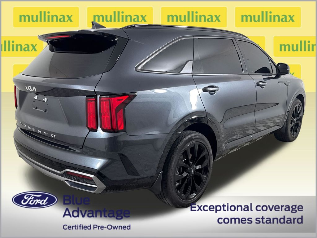 Certified Used 2022 Gray Kia SX image 4