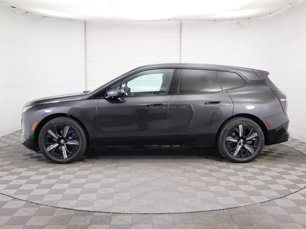 2025 BMW iX xDrive50 8