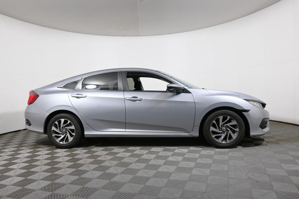 Thumbnail: 2016 Honda Civic - 8