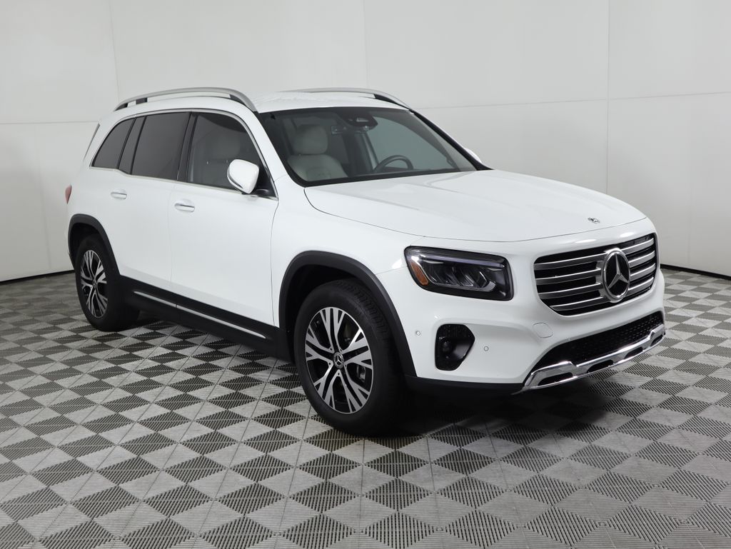 Thumbnail: 2025 Mercedes-Benz GLB - 3