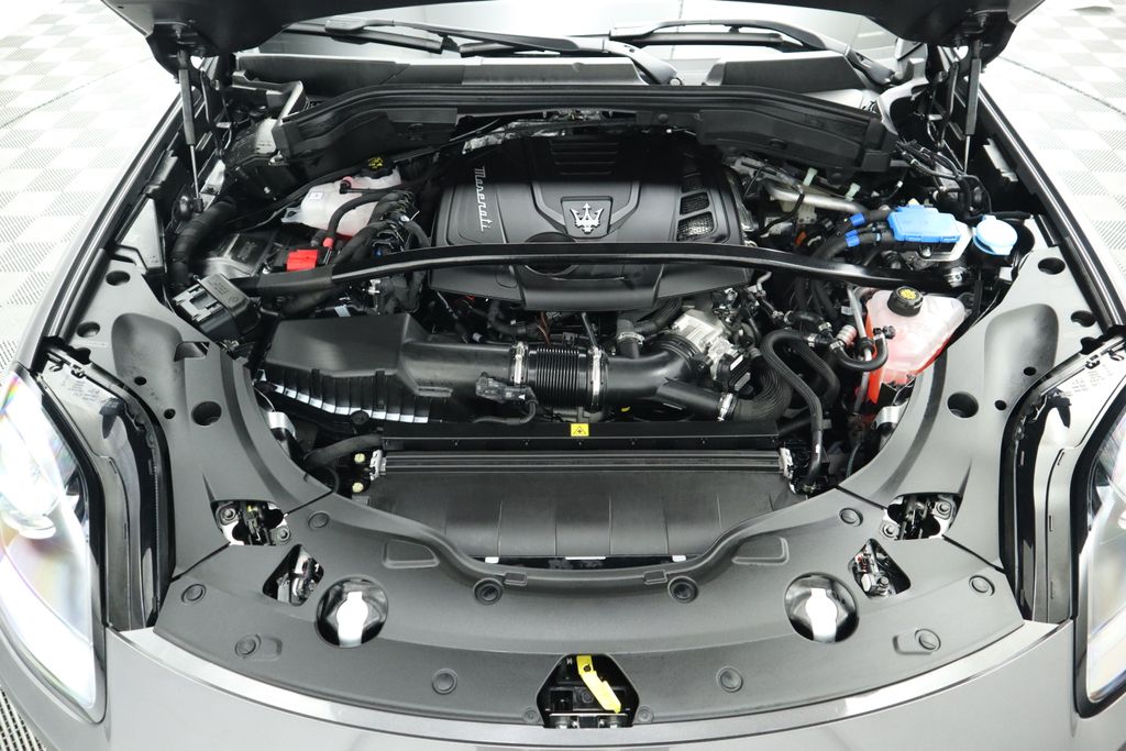 Thumbnail: 2025 Maserati Grecale - 30