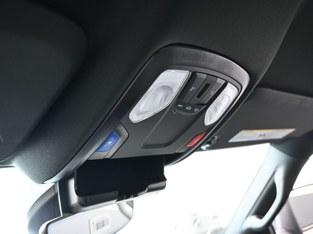 Used 2024 Billet Silver Metallic Clearcoat Ram Tradesman image 29