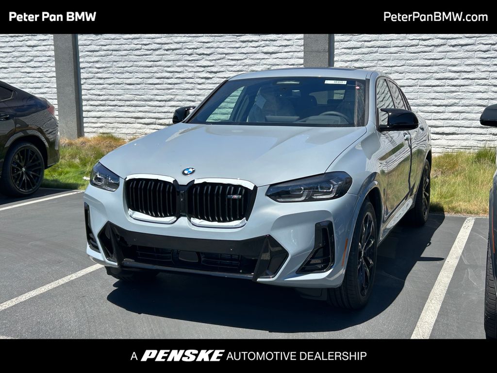 Thumbnail: 2025 BMW X4 - 1