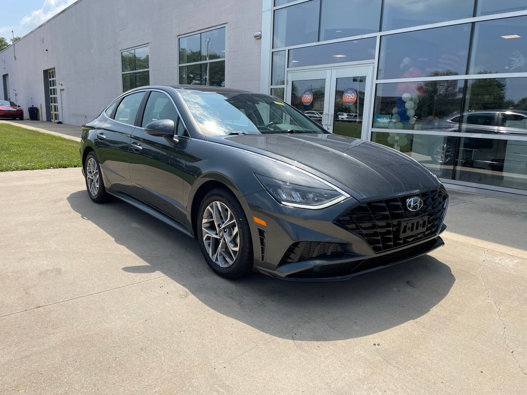 Portofino Gray 2022 Hyundai Sonata Sedan Front-Wheel Drive 8-Speed Automatic