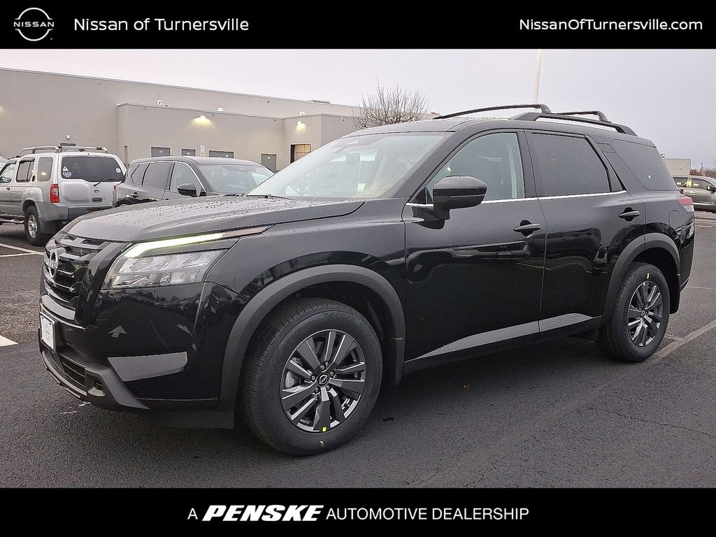 Thumbnail: 2025 Nissan Pathfinder - 1