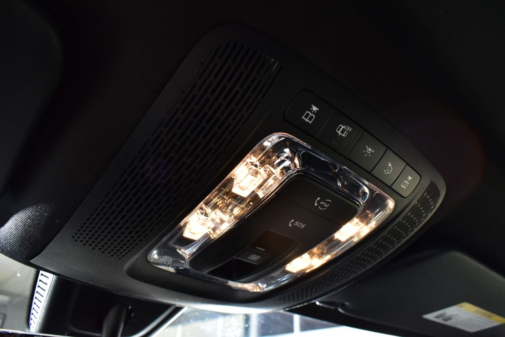 Thumbnail: 2022 Mercedes-Benz GLB - 27