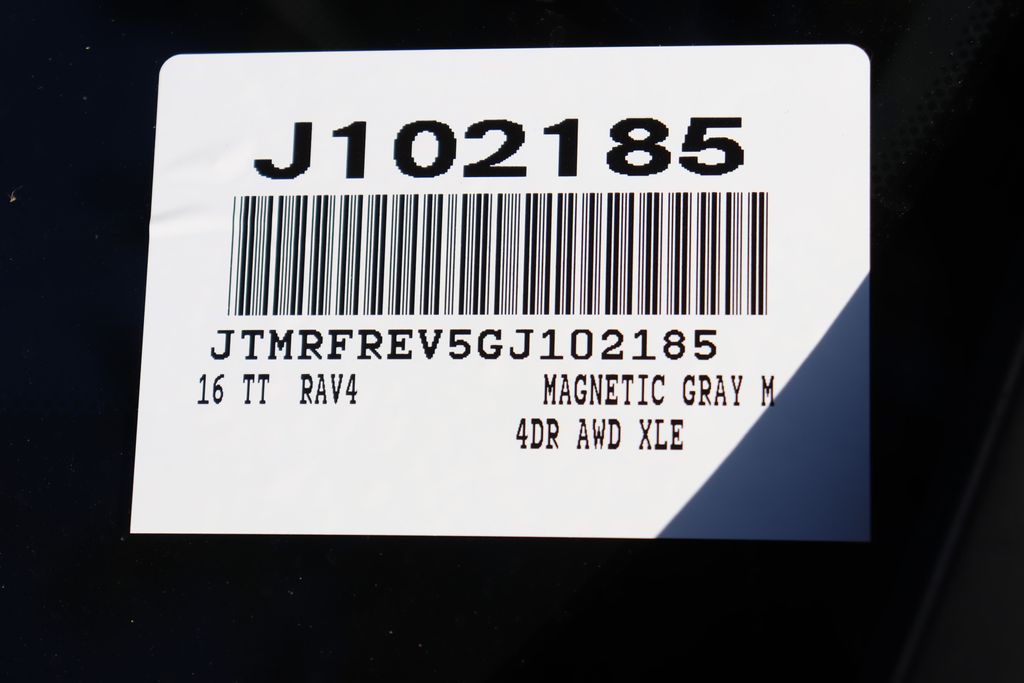 Thumbnail: 2016 Toyota RAV4 - 7